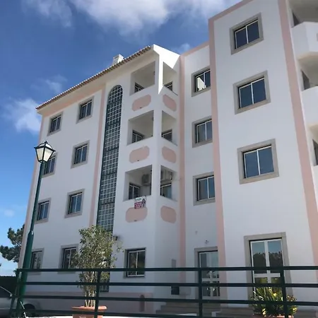 Апартаменти Studio In Praia Do Vau